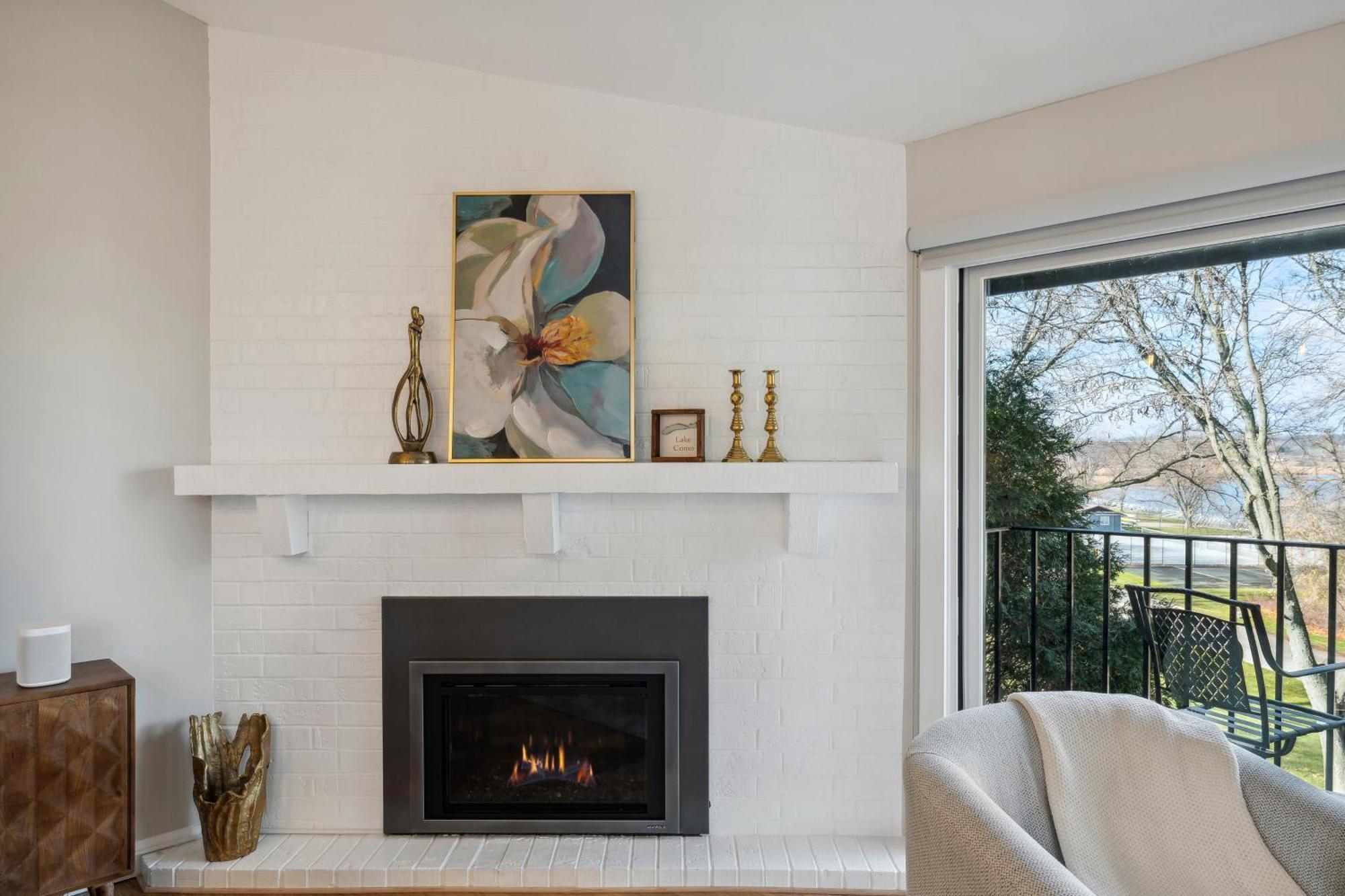 Elegant 4-Season Lake Geneva Condo With Fireplace! Exterior photo